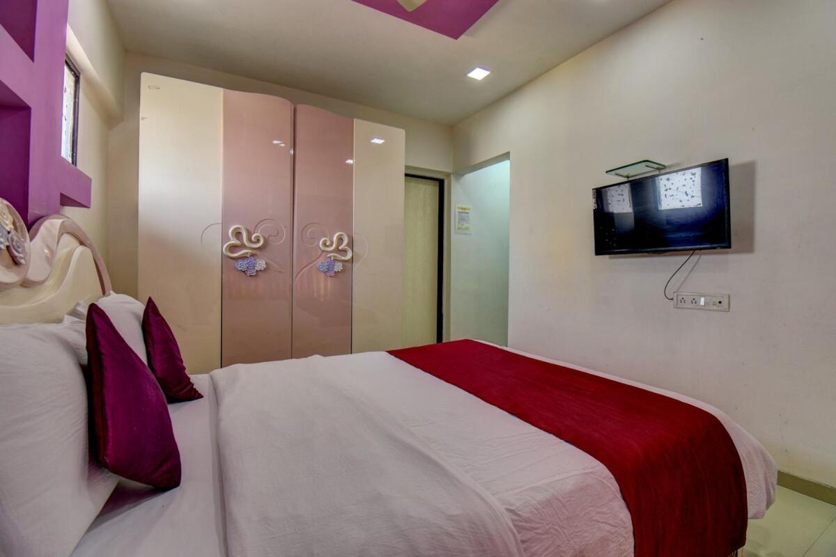 Apartament Modern 2bhk Pluto In Powai *